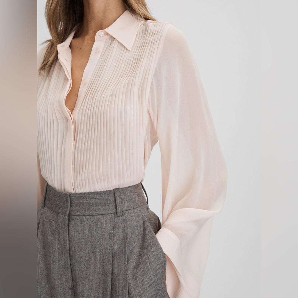 EUC Reiss Pleated Flared Sleeve Blouse (Nude) // Size 10